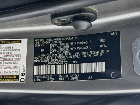 Used 2022 Lexus GX 460 Premium w/ Premium Package AWD/4WD image 26