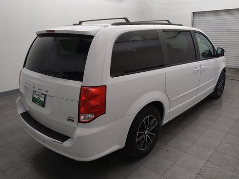 Used 2017 Dodge Grand Caravan GT FWD image 9