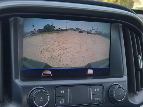 Used 2022 Chevrolet Colorado LT image 20