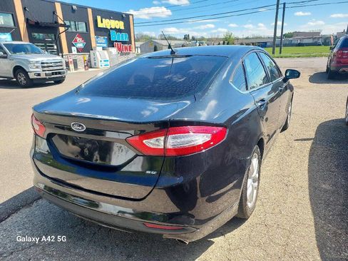 Used 2015 Ford Fusion SE FWD image 5