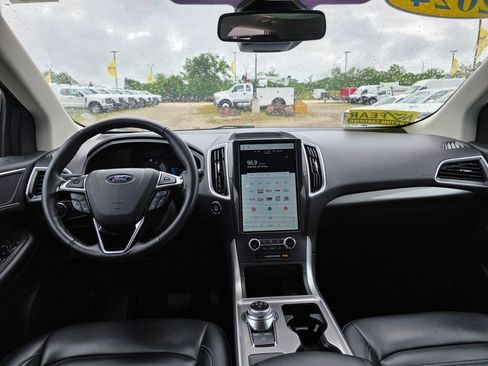 Certified 2024 Ford Edge SEL AWD/4WD image 15