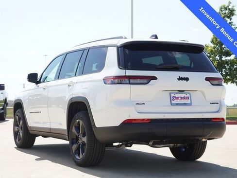 New 2025 Jeep Grand Cherokee L Limited w/ Black Appearance Package AWD/4WD image 6