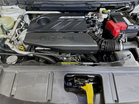 Used 2023 Nissan Rogue SL w/ SL Premium Package image 39