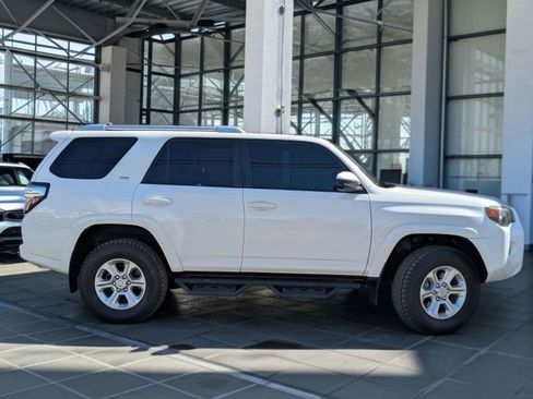 Used 2017 Toyota 4Runner SR5 image 38