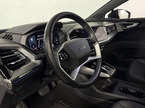 Used 2024 Audi Q4 e-tron Premium Plus AWD/4WD image 21