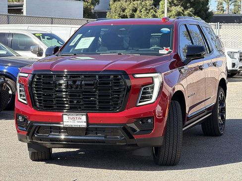 New 2026 GMC Yukon Denali w/ Denali Reserve Package AWD/4WD image 3