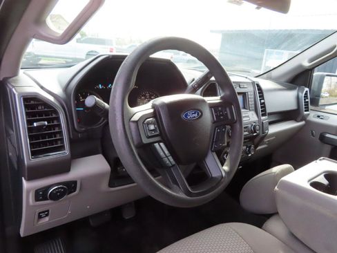 Used 2018 Ford F150 XLT image 29