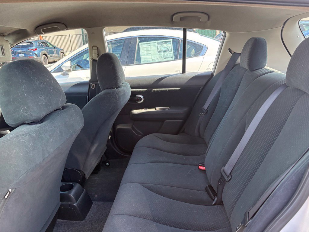 Used 2012 Nissan Versa 1.8 S FWD image 11