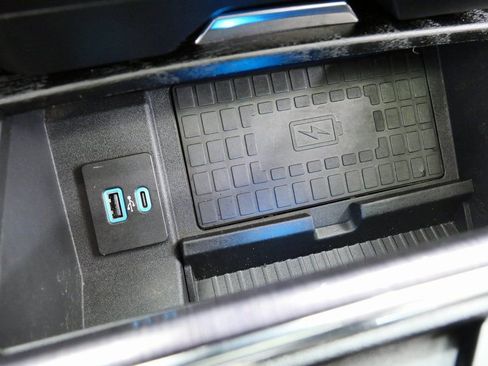 Used 2020 Ford F250 Limited w/ FX4 Off-Road Package image 32