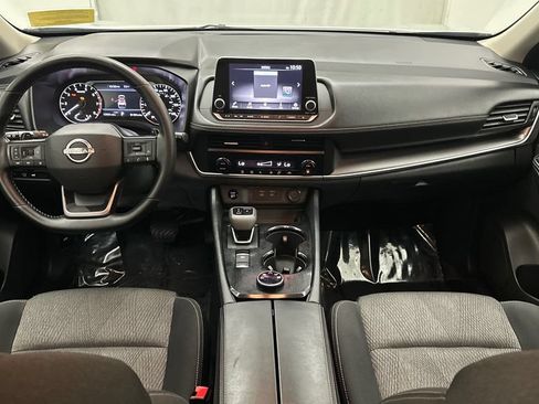 Certified 2025 Nissan Rogue SV AWD/4WD image 25