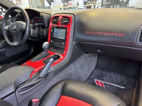 Used 2010 Chevrolet Corvette Grand Sport RWD image 17