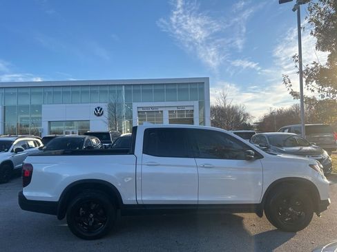 Used 2023 Honda Ridgeline Black Edition image 2