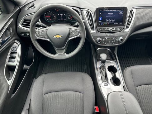 Used 2023 Chevrolet Malibu LT image 23