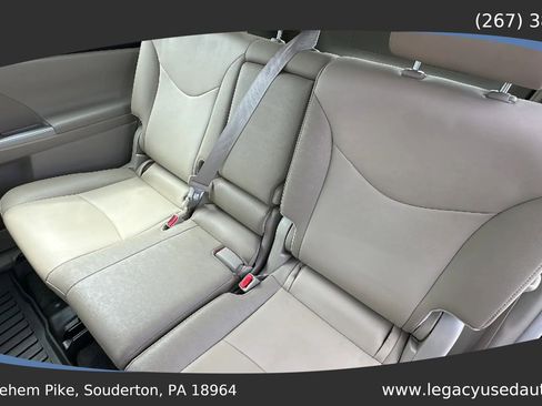 Used 2017 Toyota Prius V Four FWD image 49