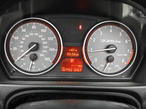 Used 2012 BMW 335is Convertible image 23