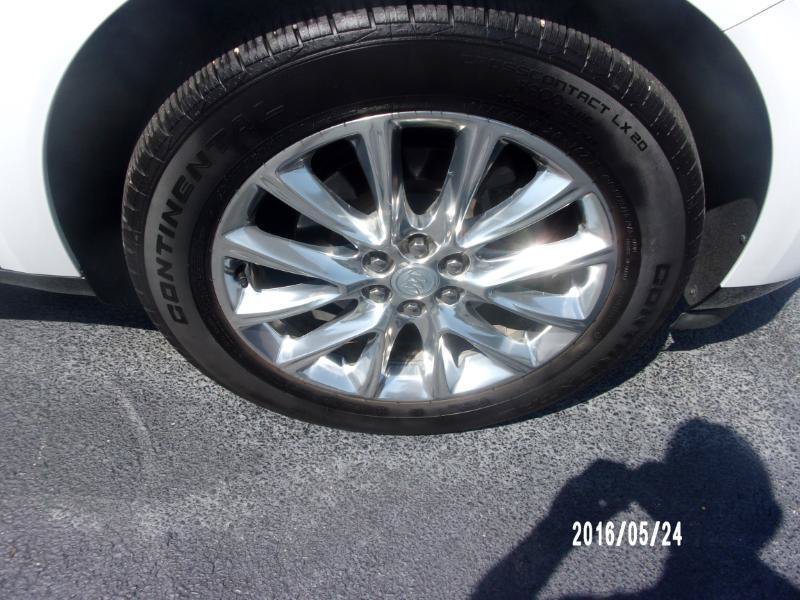 Used 2018 Buick Enclave Premium w/ Experience Buick Package AWD/4WD image 15