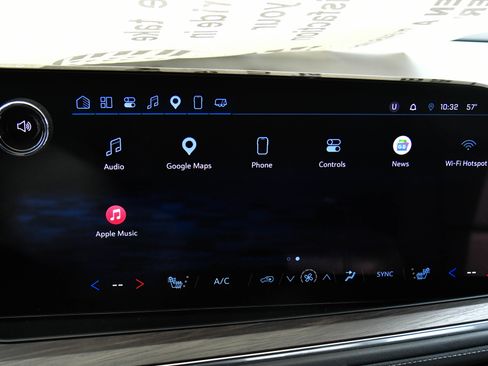 Used 2025 Chevrolet Tahoe LT image 27