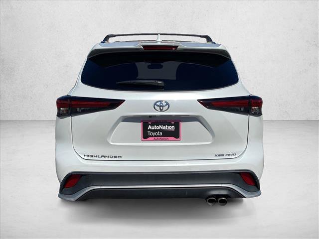 Used 2024 Toyota Highlander XSE AWD/4WD image 8