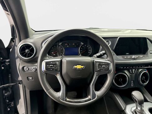 Used 2022 Chevrolet Blazer LT FWD image 11