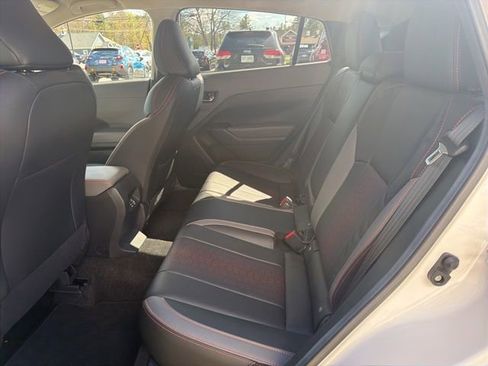 Used 2024 Subaru Crosstrek 2.5i Limited AWD/4WD image 24