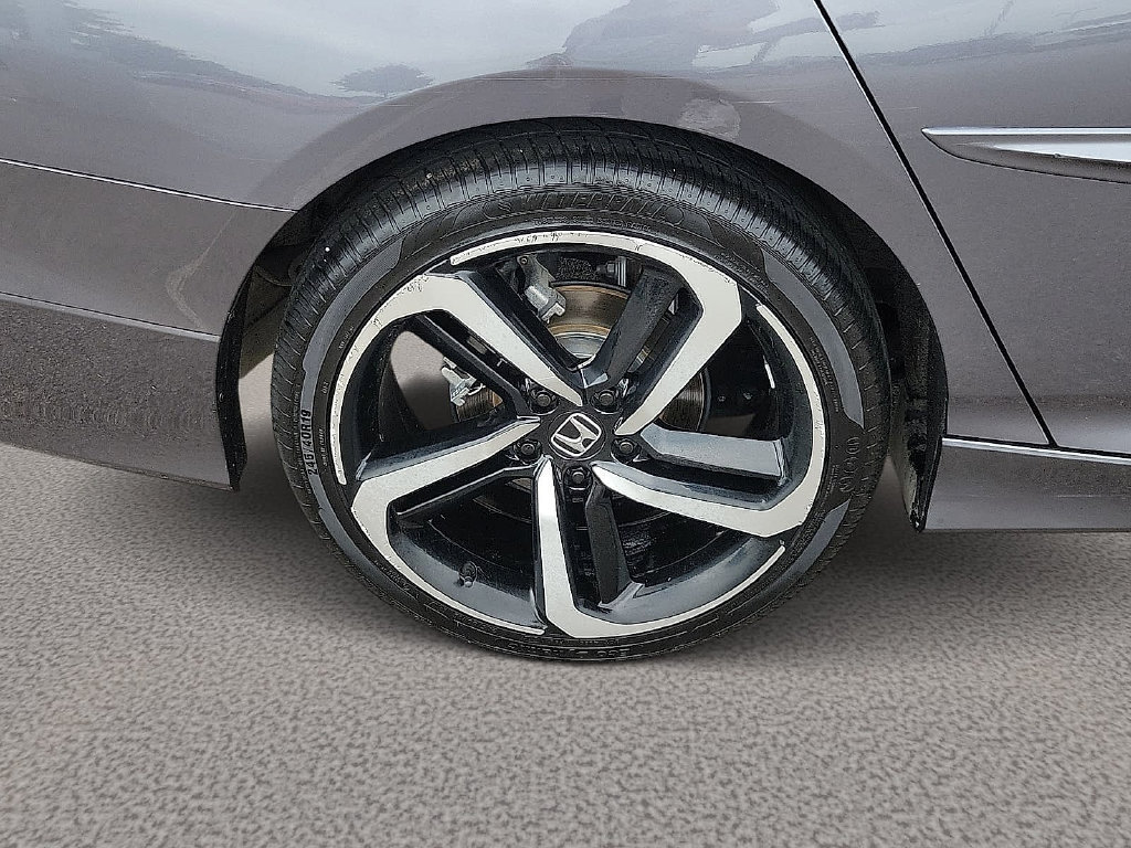 Used 2019 Honda Accord Sport image 7