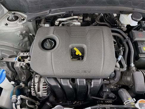 Used 2025 Kia Seltos LX image 28