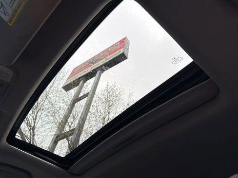 Used 2015 Honda Pilot EX-L image 3