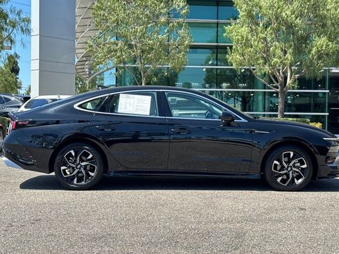 Used 2025 Hyundai Sonata SEL FWD image 3