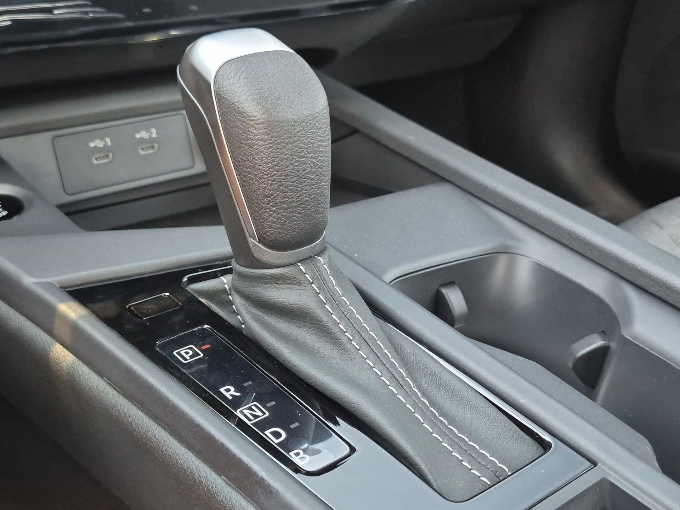 New 2027 Nissan Sentra SV w/ Floor Mat Package FWD image 18
