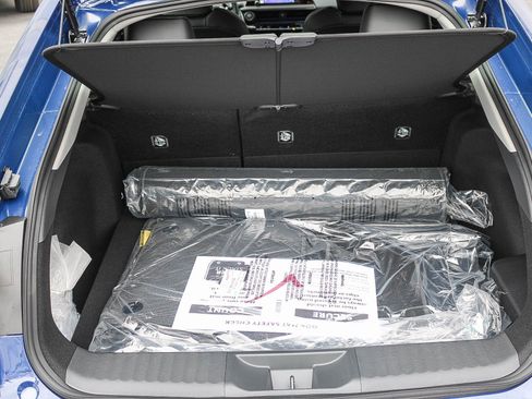 New 2026 Toyota Prius XLE image 13