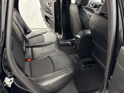 New 2026 Jeep Compass Latitude image 27