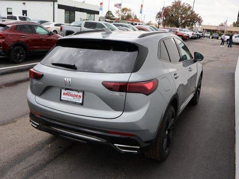 New 2025 Buick Envision Sport Touring image 4