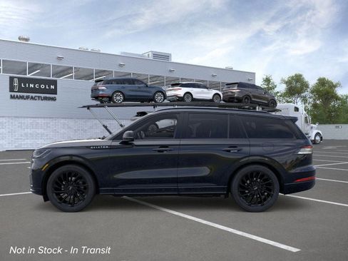 New 2026 Lincoln Aviator Reserve image 3