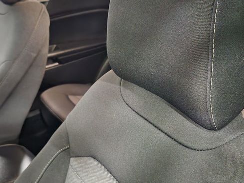 Used 2024 Ford Edge SE w/ Black Appearance Package image 32