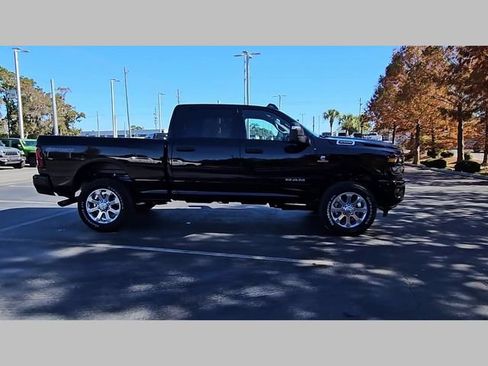 New 2026 RAM 2500 Big Horn AWD/4WD image 34