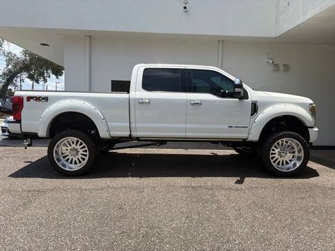 Used 2020 Ford F250 Platinum w/ FX4 Off-Road Package AWD/4WD image 5