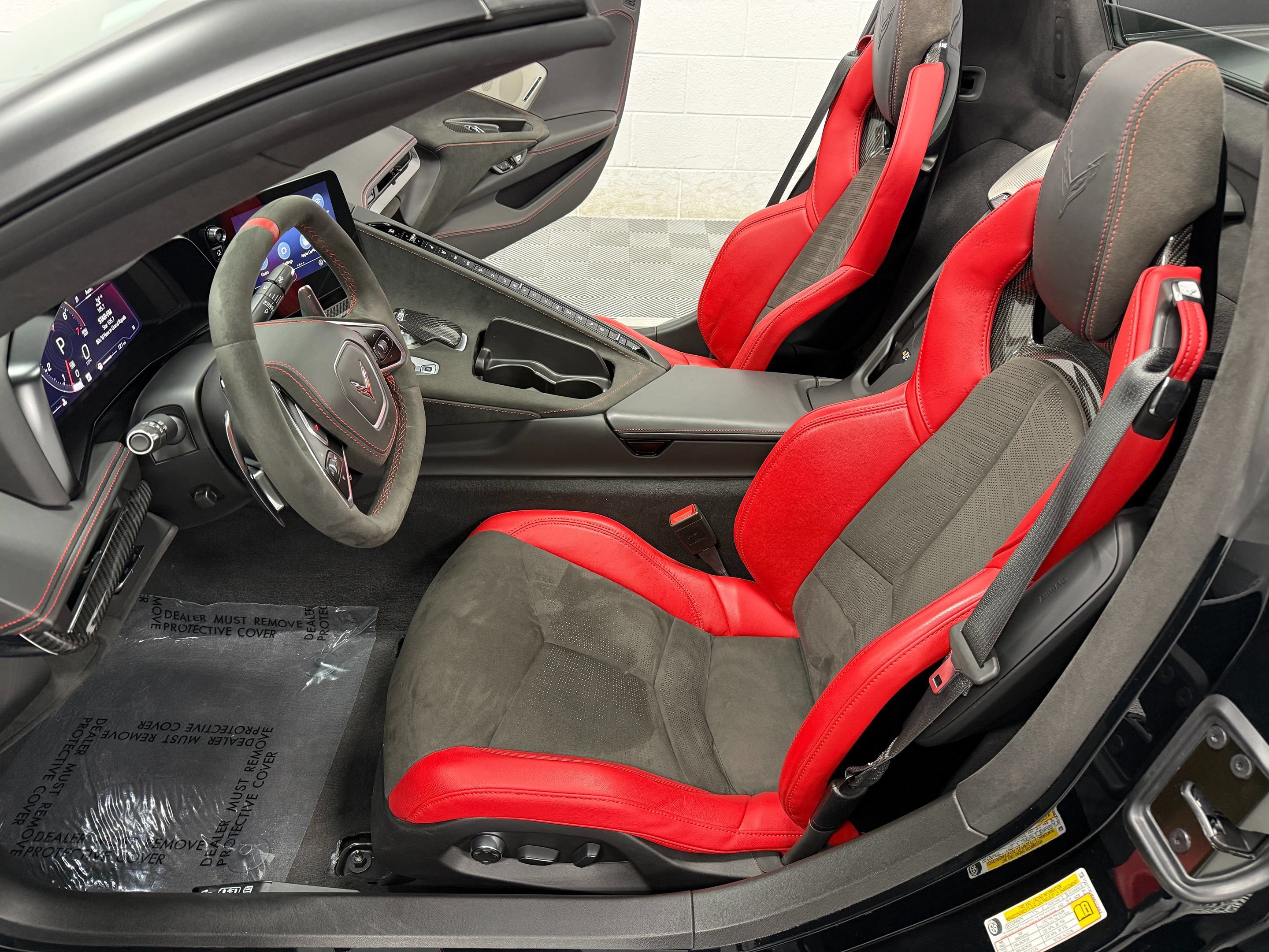 Used 2021 Chevrolet Corvette Stingray Premium Conv w/ Z51 Performance Package RWD image 19