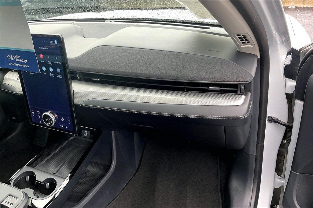 Certified 2023 Ford Mustang Mach-E Select AWD/4WD image 15