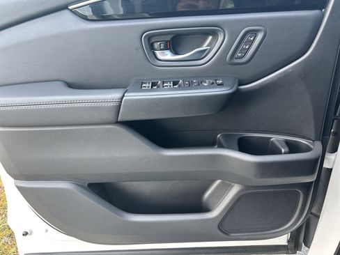 Used 2023 Honda Pilot Touring image 22