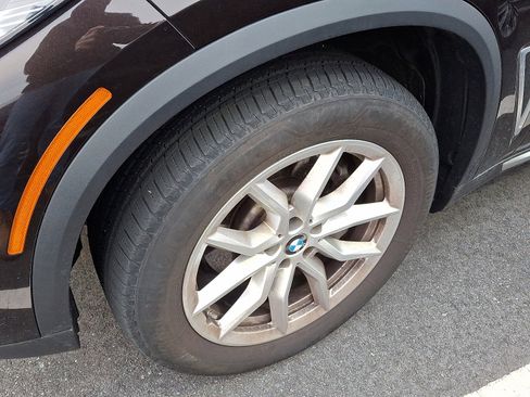 Used 2023 BMW X5 xDrive40i w/ Premium Package image 6