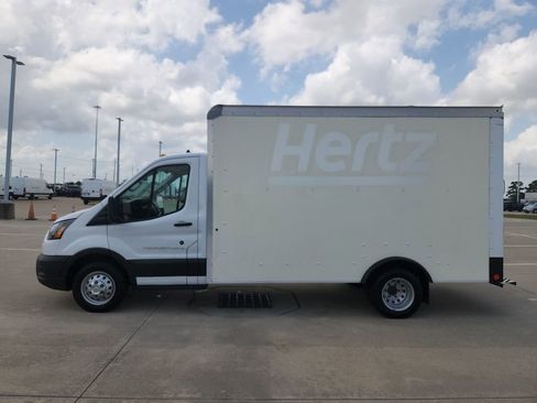 Used 2022 Ford Transit 350 DRW RWD image 8
