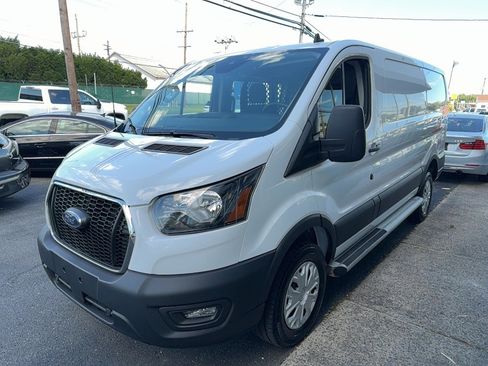 Used 2024 Ford Transit 250 Low Roof w/ Exterior Upgrade Package RWD image 5