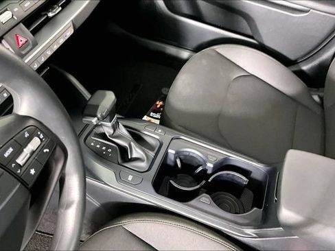 Certified 2026 Kia K4 FWD image 17