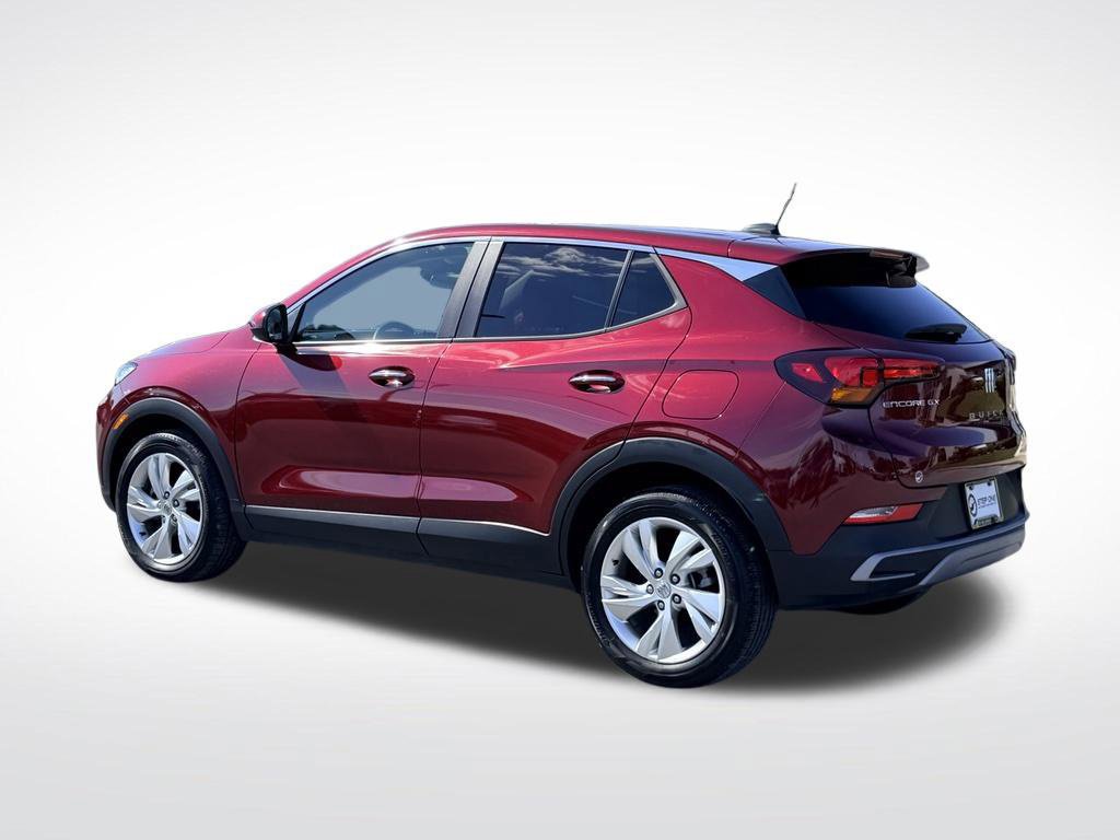 Used 2025 Buick Encore GX Preferred w/ Comfort Package FWD image 5