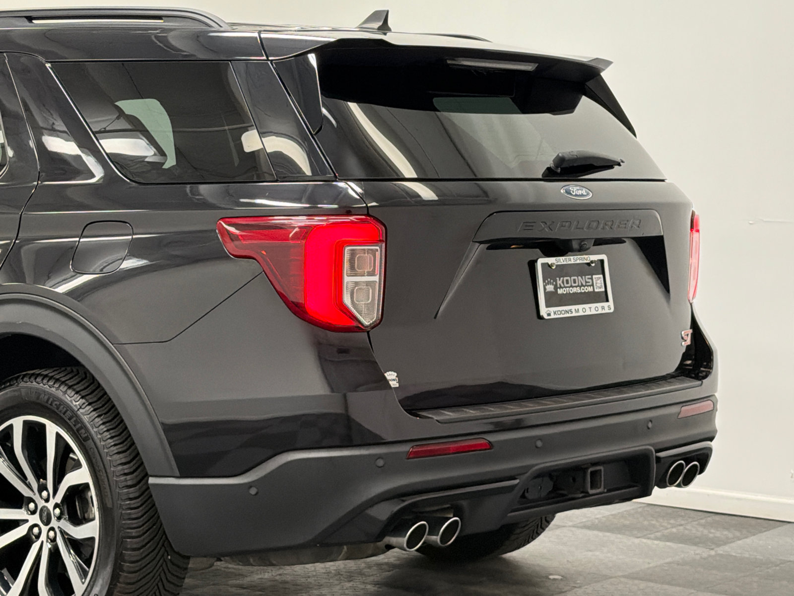 Used 2021 Ford Explorer ST w/ Equipment Group 401A AWD/4WD image 7