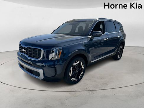 New 2025 Kia Telluride S image 7