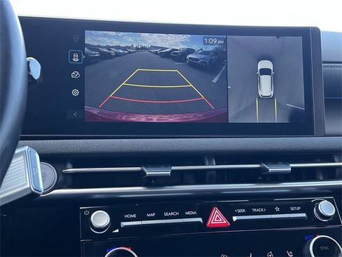 Certified 2025 Hyundai Tucson Limited image 12