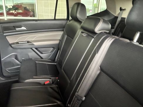 Used 2022 Volkswagen Atlas SE AWD/4WD image 10