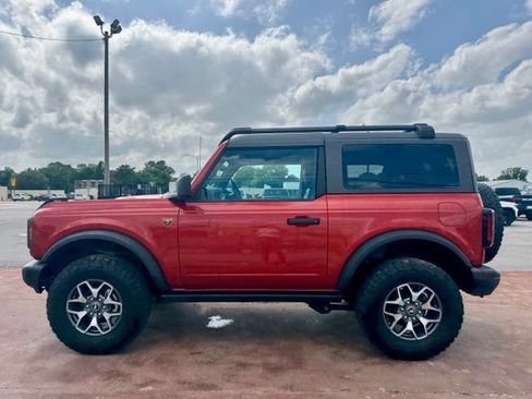 Used 2023 Ford Bronco Badlands AWD/4WD image 8