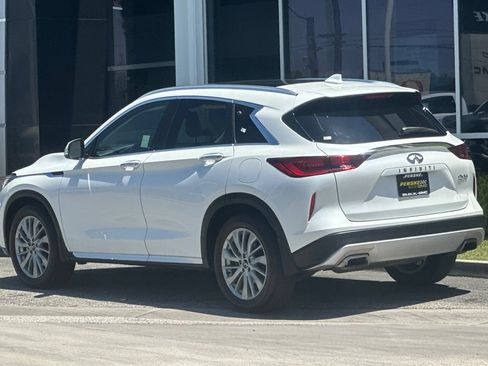 Used 2023 INFINITI QX50 Luxe FWD image 6